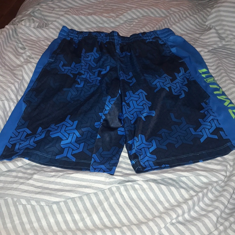 Under Armour | Youth XL | Army of 11 Shorts